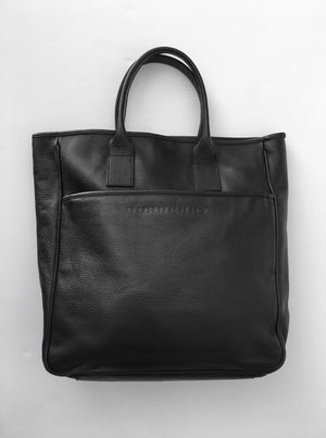 Pre-owned black leather tote bag by Burberry
