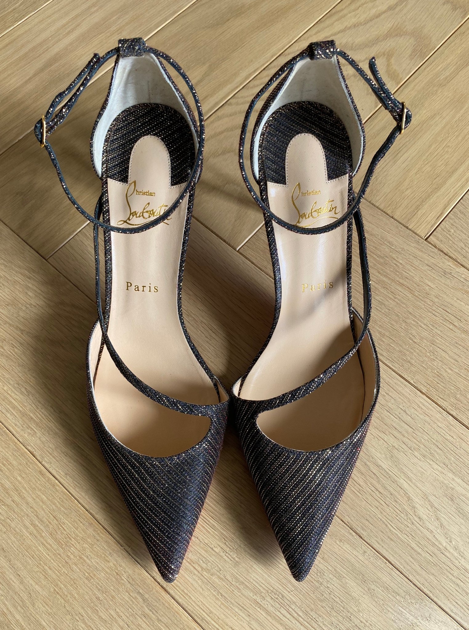 CHRISTIAN LOUBOUTIN Pumps Size 41