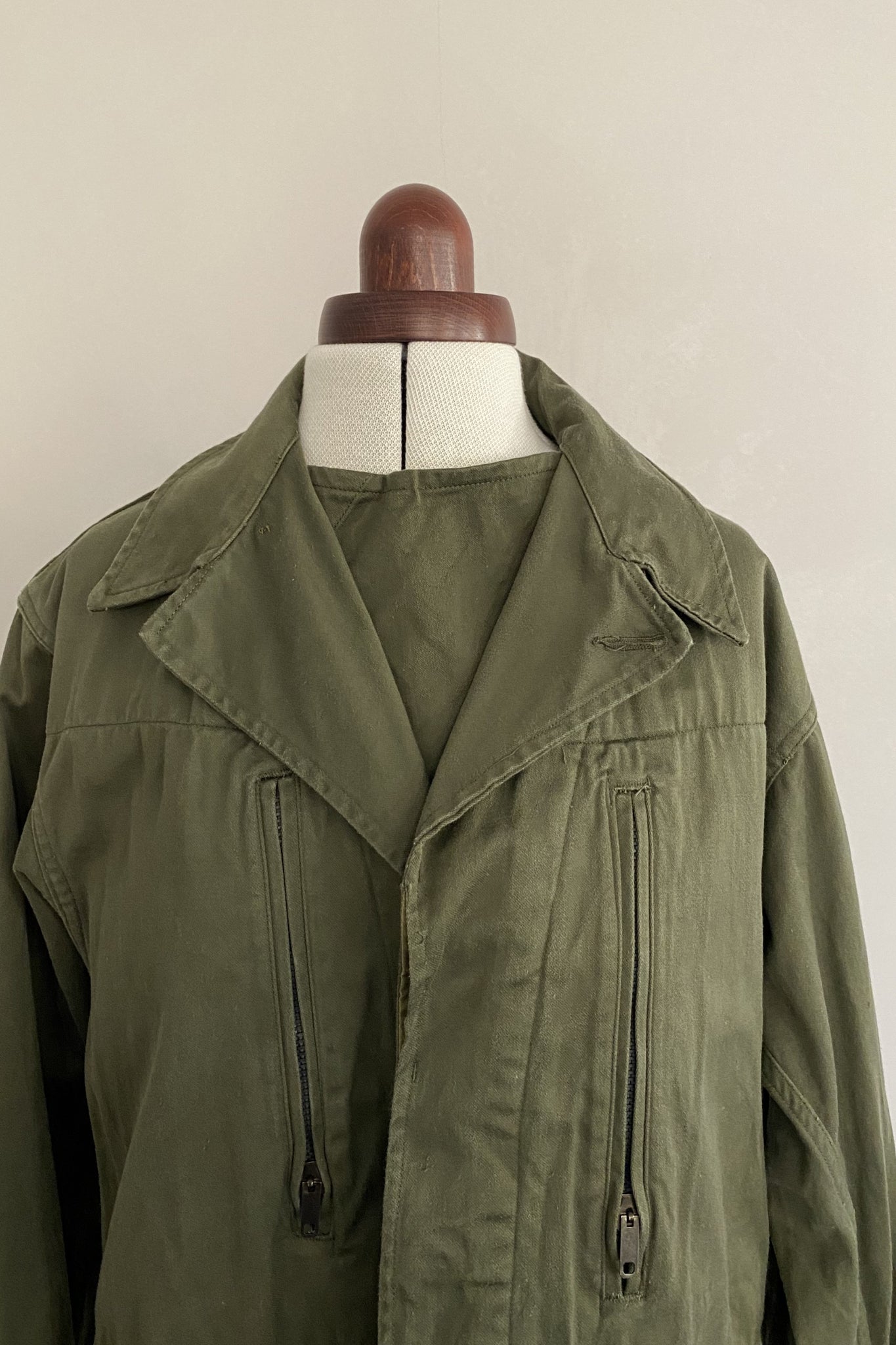 Vintage Military Jackets L