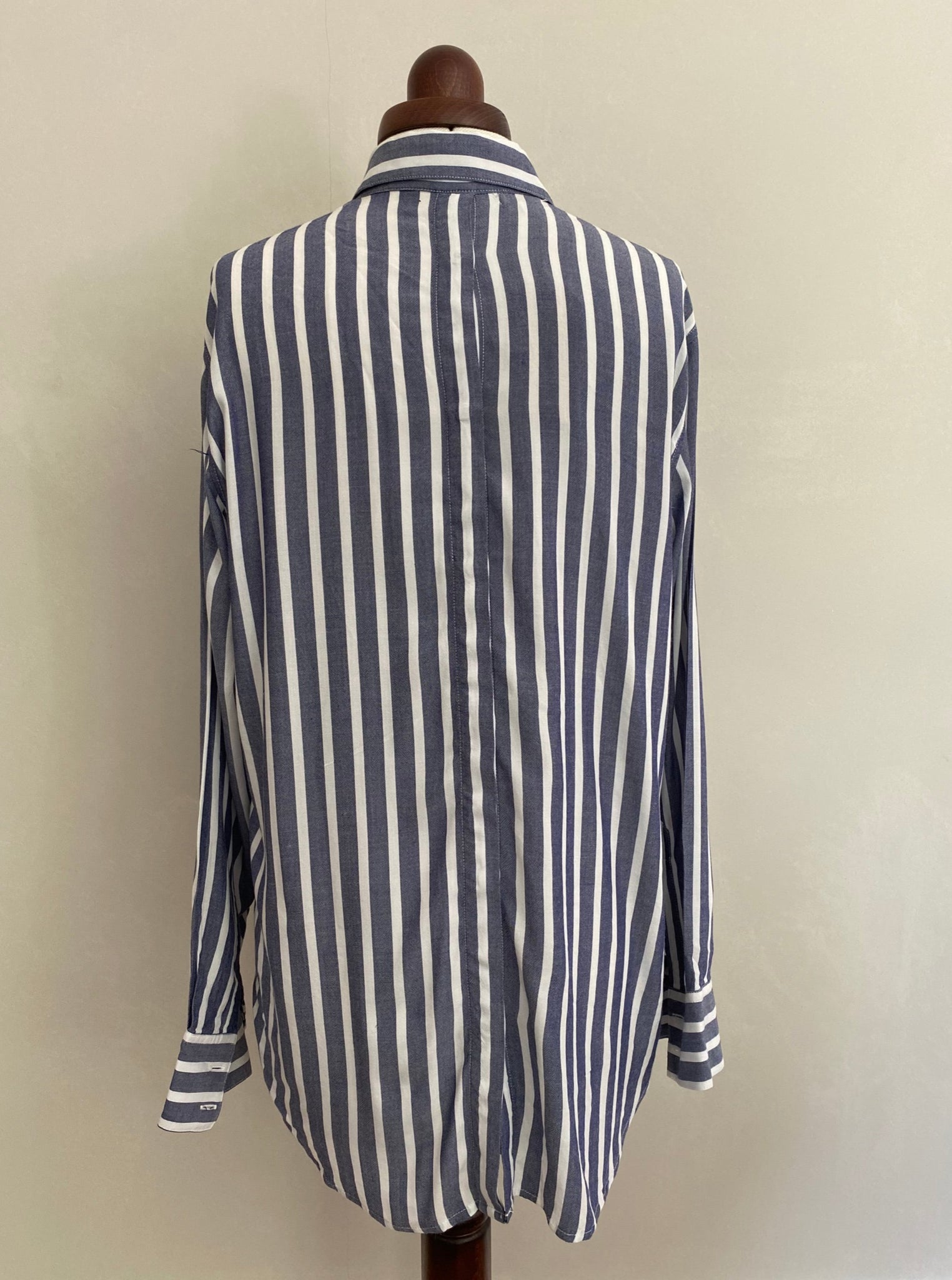 RAILS Rayon Shirt Size M